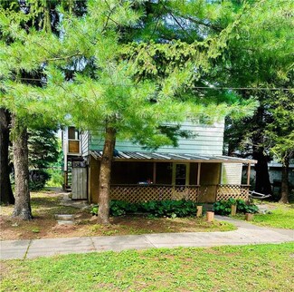 36 Adams Island, Allentown, PA 18109