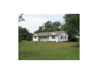 2454 Underwood Rd, Waverly, KS 66871