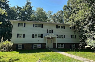 261 Holy Cross Rd Unit 102, Colchester, VT 05446