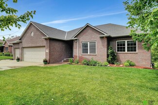 3240 Browning St, Lincoln, NE 68516