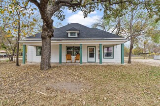 301 NE 1st St, Cross Plains, TX 76443
