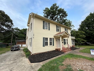 348 W McLelland Ave, Mooresville, NC 28115