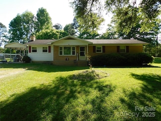 2826 Drew Dr, Lancaster, SC 29720