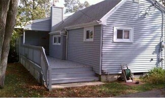 2 S Hillside St, Assonet, MA 02702