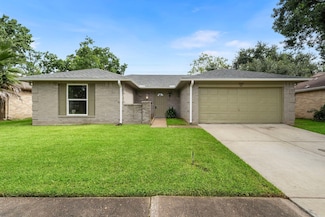 2803 N Brompton Dr, Pearland, TX 77584