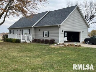 28893 140th Ave, Donahue, IA 52746