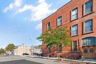 125 B St Unit 4D, Boston, MA 02127