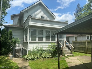555 Hall St NW, Warren, OH 44483