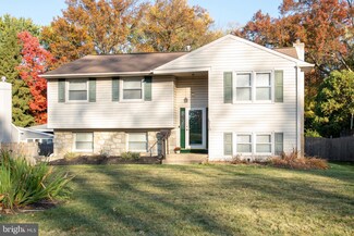 310 Centennial Rd, Warminster, PA 18974