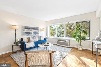 2405 I St NW Unit 3, Washington, DC 20037
