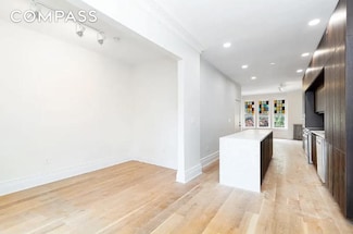 278 Macon St Unit 1, Brooklyn, NY 11216