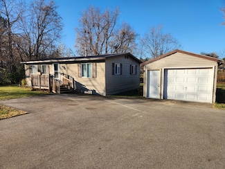 815 NW 3rd Ave, Grand Rapids, MN 55744