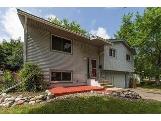 5718 Thomas Ave S, Minneapolis, MN 55410