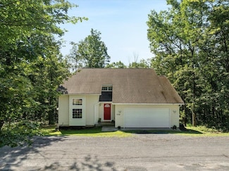 139 Maple Ave, Mount Jackson, VA 22842