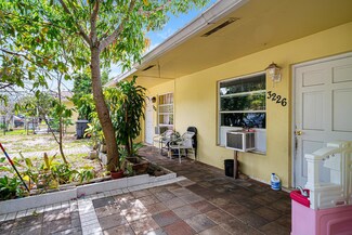 3224 Prince Dr, Lake Worth, FL 33461