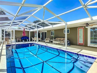 813 E 13th Ave, New Smyrna Beach, FL 32169