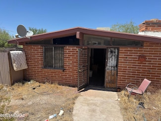 206 W Blacklidge Dr, Tucson, AZ 85705