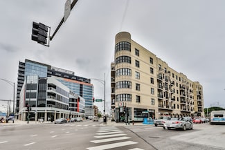 520 N Halsted St Unit 207, Chicago, IL 60642