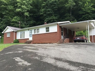 8570 Lovers Gap Rd, Vansant, VA 24656