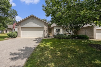 2598 Falcon Woods Dr NW, Grand Rapids, MI 49534