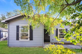 3318 Martin Luther King Dr, San Antonio, TX 78220