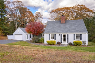 486 Deercliff Rd, Avon, CT 06001