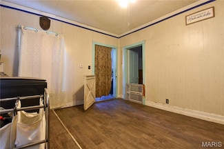 206 N 7th St, Benld, IL 62009