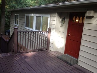 3050 E Ames Lake Dr NE, Redmond, WA 98053