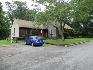 3 Haven St, Smithfield, RI 02917
