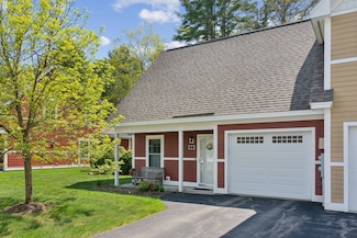 30 Agatha James Dr Unit 11, Kennebunk, ME 04043
