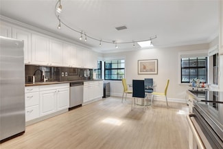 905 SE 12th Ct Unit 17, Fort Lauderdale, FL 33316