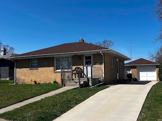 2921 Erskine Blvd, South Bend, IN 46614