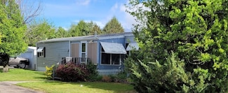 1102 W 2nd St, Oshkosh, NE 69154