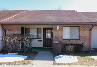 47 Wild Turkey Way Unit B, Manalapan, NJ 07726