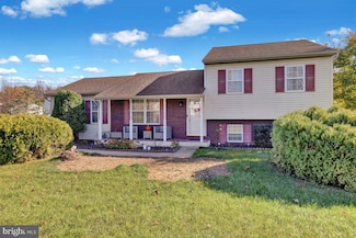 107 E Brookfield Dr, Lebanon, PA 17046