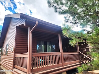 2203 Meadow Ln, Overgaard, AZ 85933