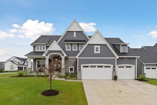7567 Urbandale Ln N, Maple Grove, MN 55311