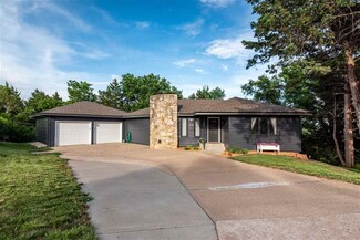 2705 Aspen Way, Manhattan, KS 66503