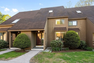 5 Webster Ct, MerriMacK, NH 03054