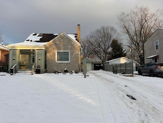 3040 Oaklawn St, Columbus, OH 43224