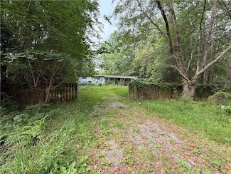 26028 E Birch St, Lacombe, LA 70445