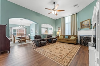 413 Gastonbury Ct, League City, TX 77573
