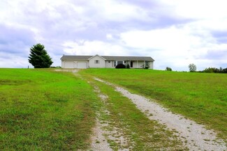 370 Deer Trail Dr, Independence, KS 67301
