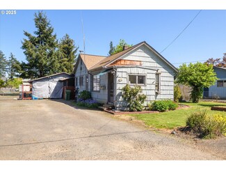 432 S 1st St, Cottage Grove, OR 97424