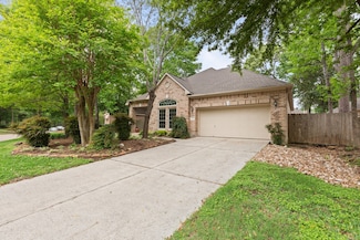 23 E Northcastle Cir, Conroe, TX 77384