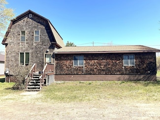 25540 Upper St, Calumet, MI 49913