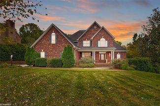 302 Trappers Ridge Dr, Rockwell, NC 28138