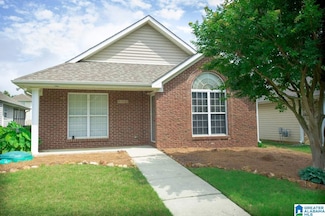 1121 Village Trail, Calera, AL 35040