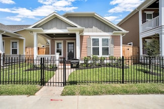 2517 S Houston Ave, Pearland, TX 77581
