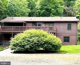 400 N Fork River Rd, Shenandoah, VA 22849